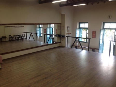 14139094_693442937470535_514829545_o