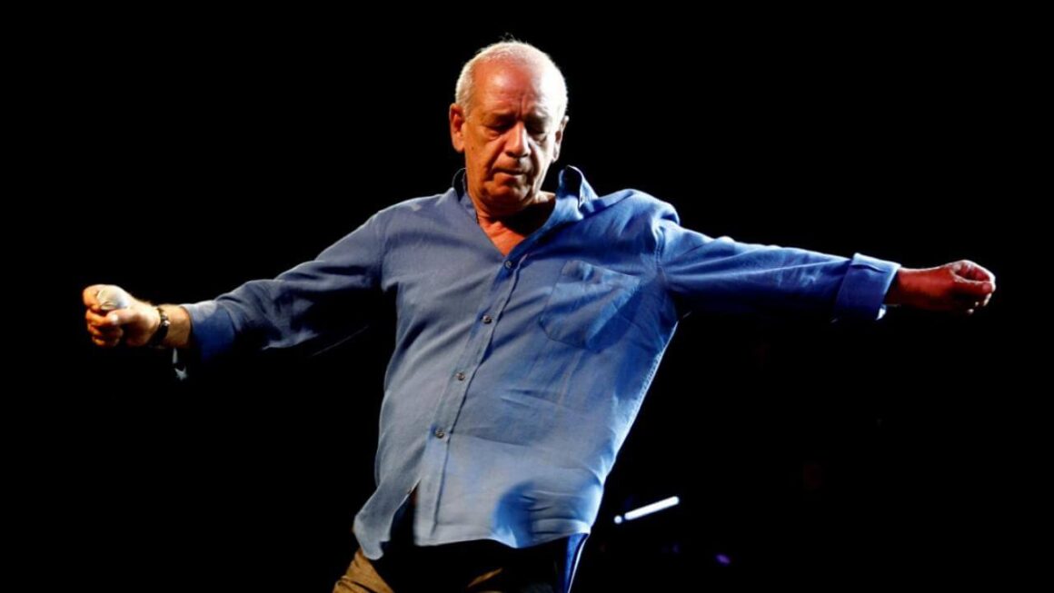 Δημήτρης Μητροπάνος: Ο άνθρωπος που έκανε το λαϊκό τραγούδι να πονάει αληθινά