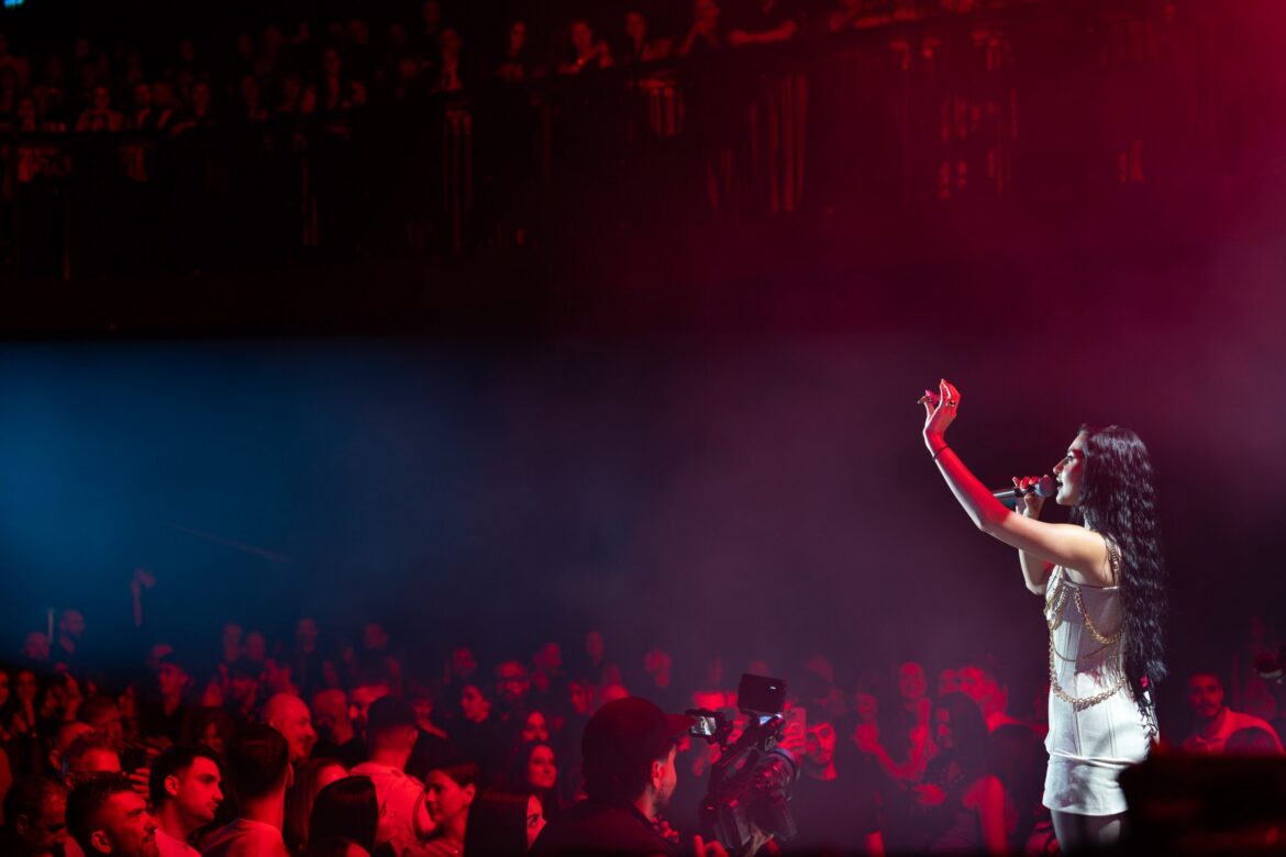 Η Αναστασία κατακτά την Αυστραλία με πέντε sold-out συναυλίες και ετοιμάζει το νέο της άλμπουμ!